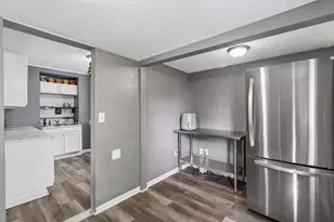 1726 4th St E, Saint Paul, MN 55106 - Photo 17