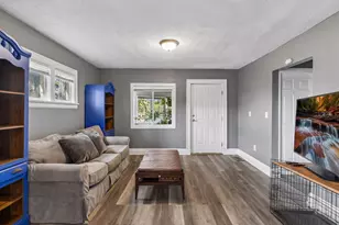 1726 4th St E, Saint Paul, MN 55106 - Photo 5