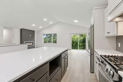 21423 Cottonwood Street NW, Oak Grove, MN 55448 - Photo 21