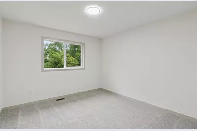 21423 Cottonwood Street NW, Oak Grove, MN 55448 - Photo 33