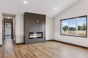 21423 Cottonwood St NW, Oak Grove, MN 55448 - Photo 23