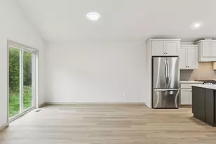 21423 Cottonwood St NW, Oak Grove, MN 55448 - Photo 17