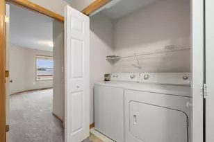 8014 Golden Valley Rd, Golden Valley, MN 55427 - Photo 41