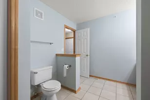8014 Golden Valley Rd, Golden Valley, MN 55427 - Photo 37