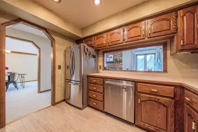 85 121st Avenue NW, Coon Rapids, MN 55448 - Photo 17