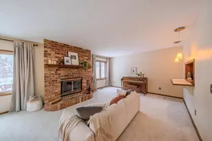 85 121st Ave NW, Coon Rapids, MN 55448 - Photo 9