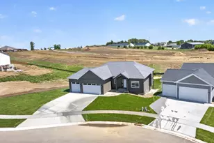 6128 Cody Ln NW, Rochester, MN 55901 - Photo 49