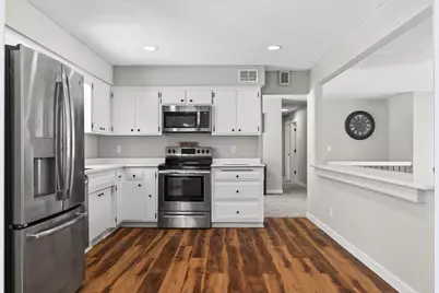 7148 Glenross Road, Woodbury, MN 55125 - Photo 5