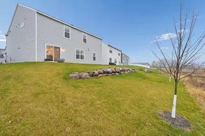 6219 Highland Hills Lane S, Cottage Grove, MN 55016 - Photo 33
