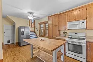 1121 Hague Ave, Saint Paul, MN 55104 - Photo 23