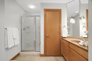 317 Groveland Ave, Minneapolis, MN 55403 - Photo 21