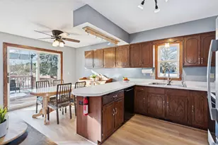 3475 Chandler Rd, Shoreview, MN 55126 - Photo 9