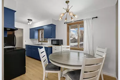 814 Fireside Drive, Apple Valley, MN 55124 - Photo 3