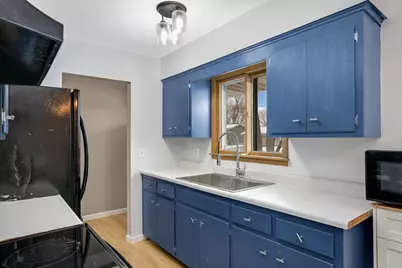 814 Fireside Drive, Apple Valley, MN 55124 - Photo 5