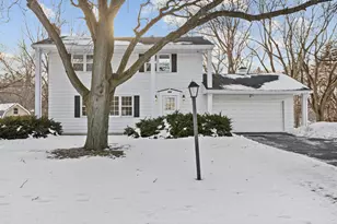 101 Heritage Cir N, Burnsville, MN 55337 - Photo 1