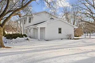 101 Heritage Cir N, Burnsville, MN 55337 - Photo 17