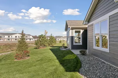 2985 Thompson Drive, River Falls, WI 54022 - Photo 35