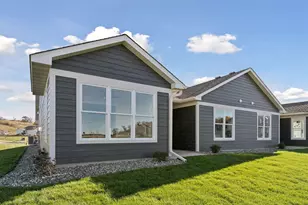 2985 Thompson Dr, River Falls, WI 54022 - Photo 33