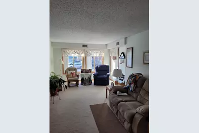 912 Hawthorne Street #104, Alexandria, MN 56308 - Photo 5