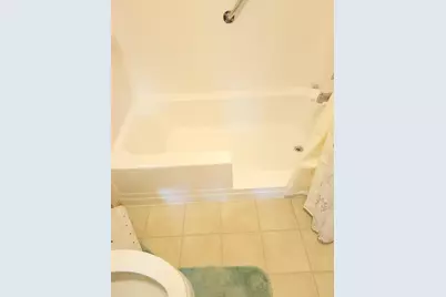 912 Hawthorne Street #104, Alexandria, MN 56308 - Photo 11