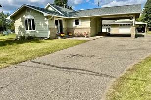 809 Pine St, Park Rapids, MN 56470 - Photo 1
