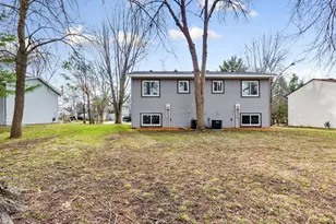 571 N Montgomery Ave, Le Center, MN 56057 - Photo 19