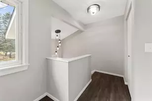 571 N Montgomery Ave, Le Center, MN 56057 - Photo 3