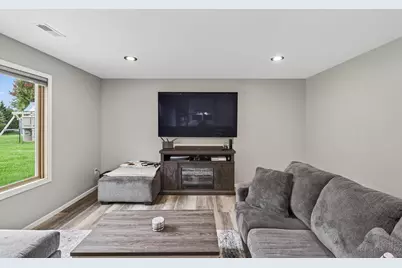 20188 Farnham Avenue N, Forest Lake, MN 55025 - Photo 9