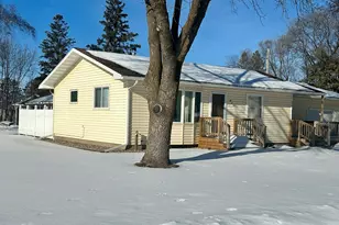 605 3rd St NW, Wadena, MN 56482 - Photo 3