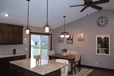 1642 Beaver Way, New Richmond, WI 54017 - Photo 11