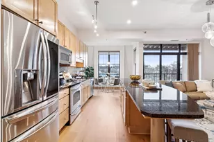 317 Groveland Ave, Minneapolis, MN 55403 - Photo 1