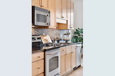 317 Groveland Avenue #712, Minneapolis, MN 55403 - Photo 7