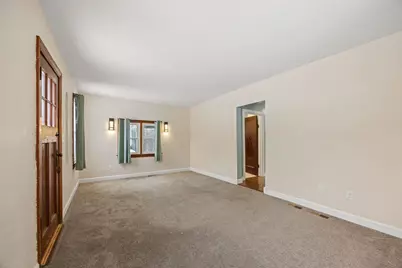 645 5th Avenue NW, New Brighton, MN 55112 - Photo 3