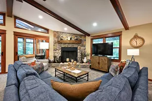 15648 W Victory Heights Circle, Stone Lake, WI 54876 - Photo 17