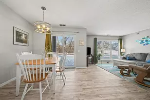 6165 Chasewood Pkwy, Minnetonka, MN 55343 - Photo 7