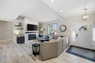 5422 35th Street S, Fargo, ND 58104 - Photo 5