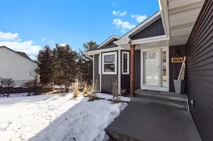 7876 Isleton Ave S, Cottage Grove, MN 55016 - Photo 3