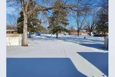 914 Chestnut Court, Saint Cloud, MN 56303 - Photo 11