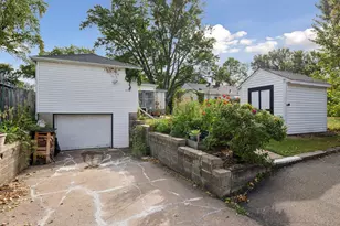 6828 Vincent Ave S, Richfield, MN 55423 - Photo 21