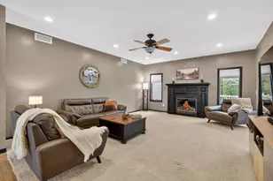 1408 27th St SW, Austin, MN 55912 - Photo 7