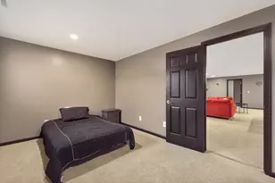 1408 27th St SW, Austin, MN 55912 - Photo 45