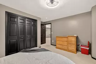 1408 27th St SW, Austin, MN 55912 - Photo 41