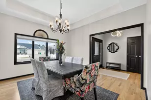 1408 27th St SW, Austin, MN 55912 - Photo 5