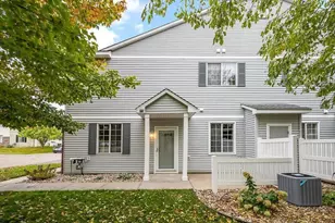 1819 Mockingbird Ave, Shakopee, MN 55379 - Photo 21