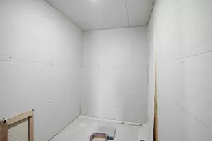 1801 13th Ave NE, Austin, MN 55912 - Photo 71