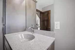 1801 13th Ave NE, Austin, MN 55912 - Photo 51