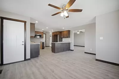 1801 13th Avenue NE, Austin, MN 55912 - Photo 11