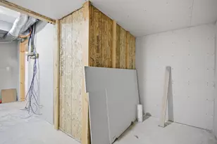 1801 13th Ave NE, Austin, MN 55912 - Photo 69