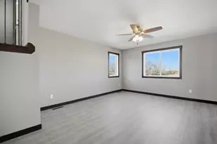 1801 13th Ave NE, Austin, MN 55912 - Photo 47