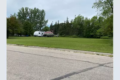 1603 Cardinal Drive N, Thief River Falls, MN 56701 - Photo 1